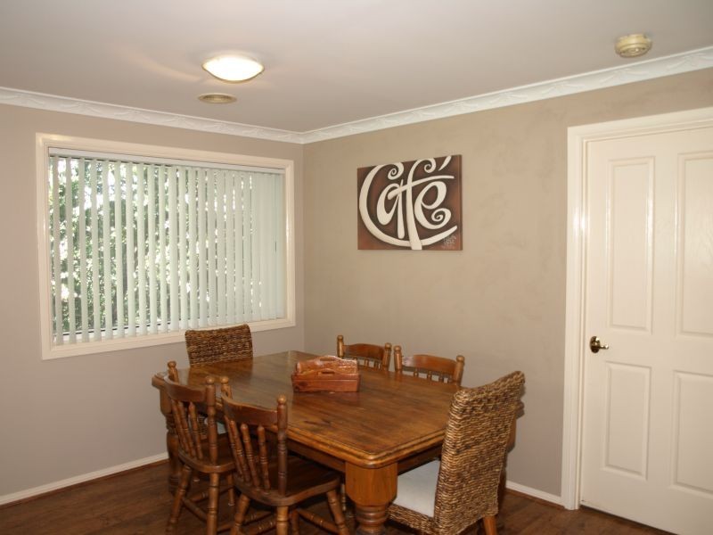 27 Amaroo Place, Goulburn NSW 2580