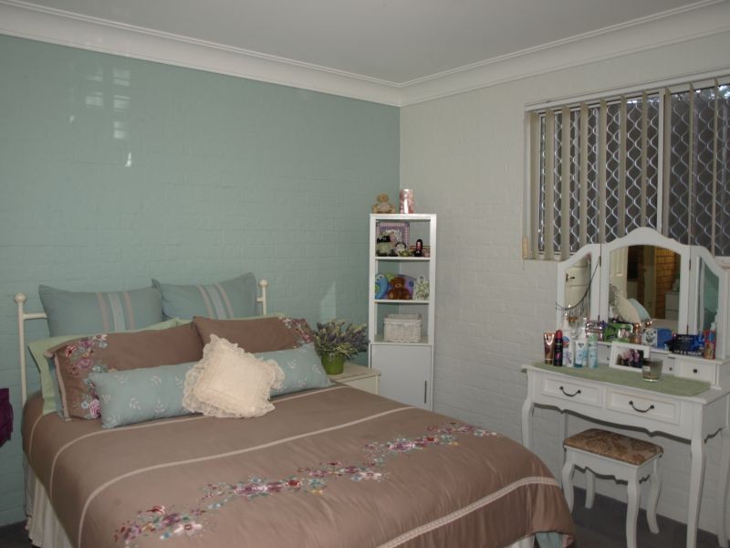 27 Amaroo Place, Goulburn NSW 2580