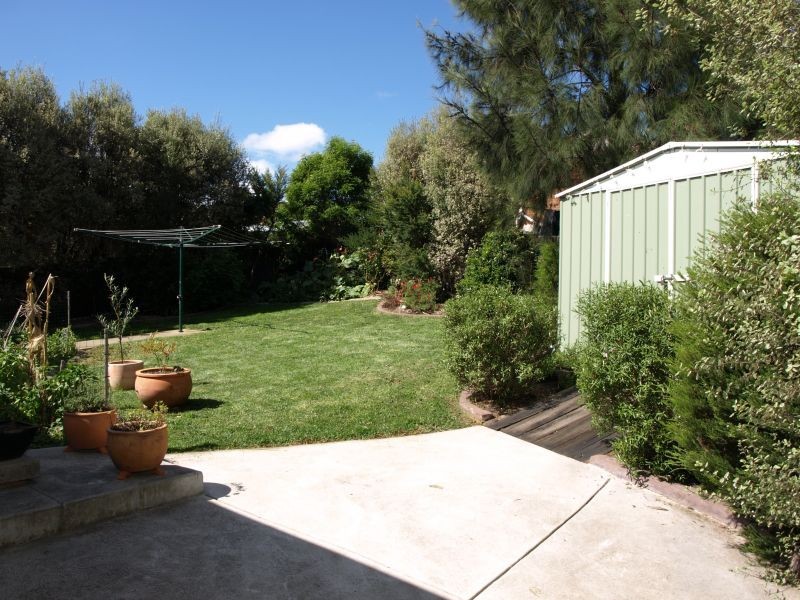 27 Amaroo Place, Goulburn NSW 2580