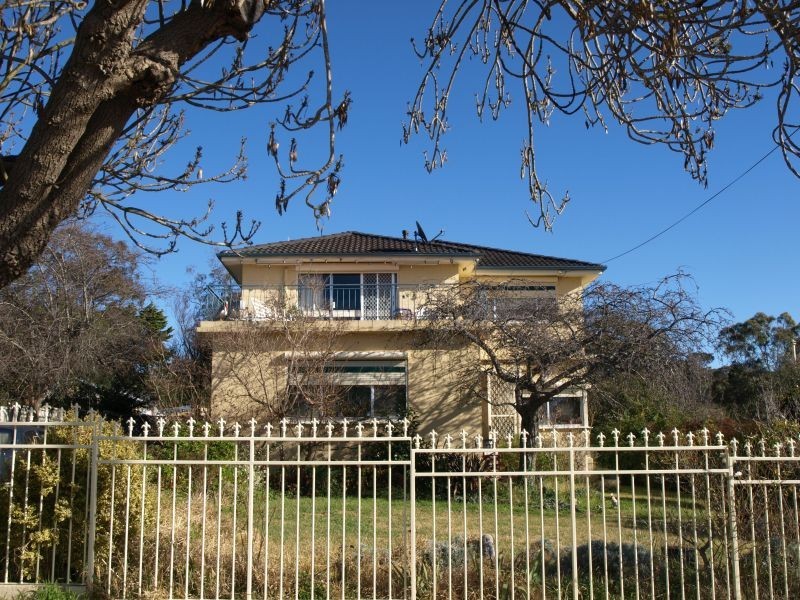 20 Cressy Street, Goulburn NSW 2580