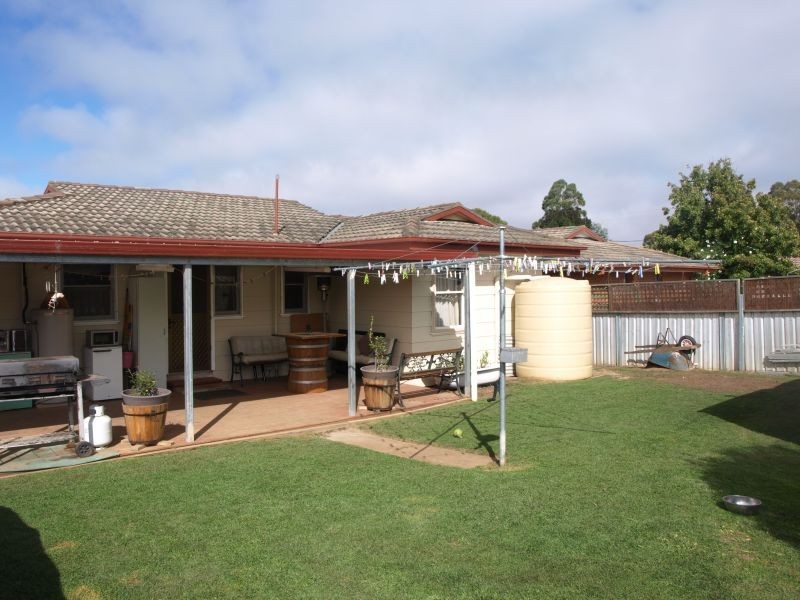 11 Manar Street, Goulburn NSW 2580