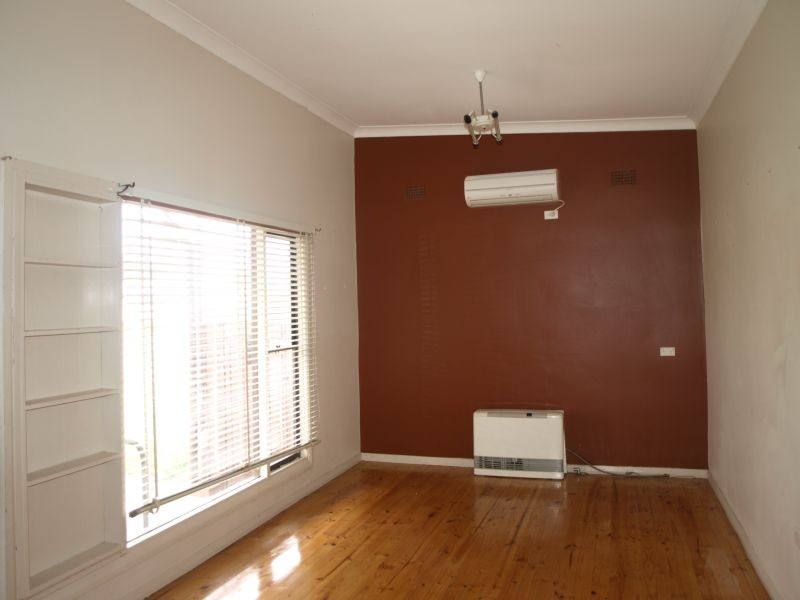 16 Gibson Street, Goulburn NSW 2580