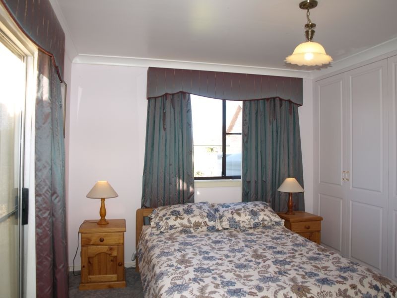 33 Hoskins Street, Goulburn NSW 2580