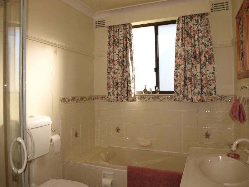 33 Hoskins Street, Goulburn NSW 2580