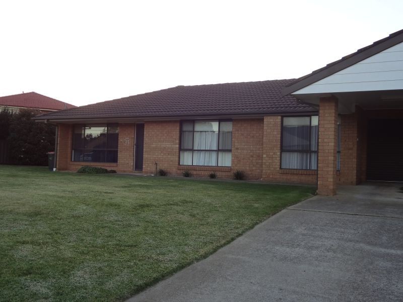 39 Village Road, Goulburn NSW 2580