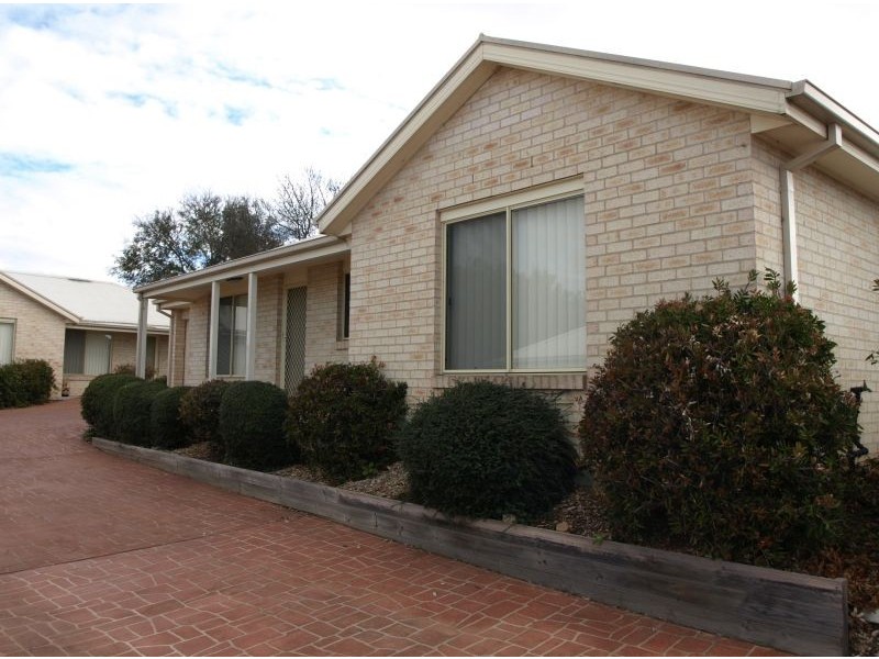 9/19 Faithfull Street, Goulburn NSW 2580