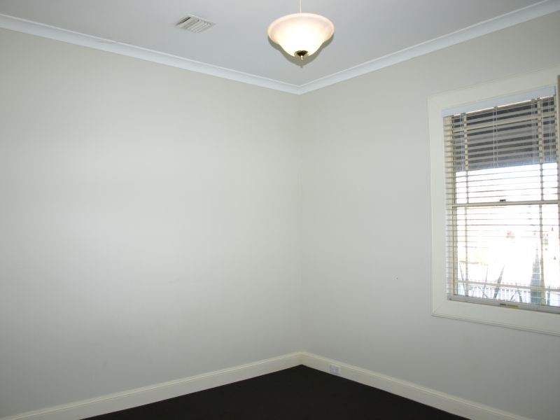 36 Reign Street, Goulburn NSW 2580