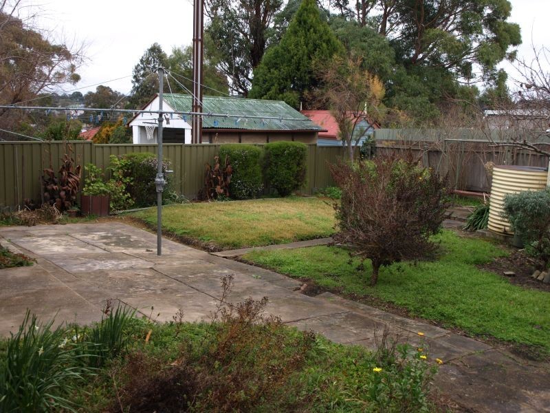 20 Victoria Parade, Goulburn NSW 2580