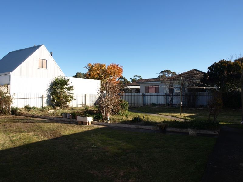 4 Dalley Street, Goulburn NSW 2580