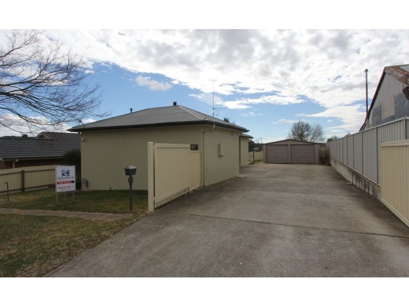 2/67 Combermere Street, Goulburn NSW 2580