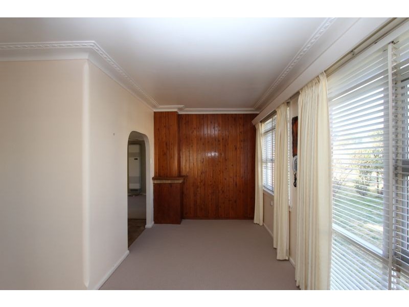 42 Albert Street, Goulburn NSW 2580