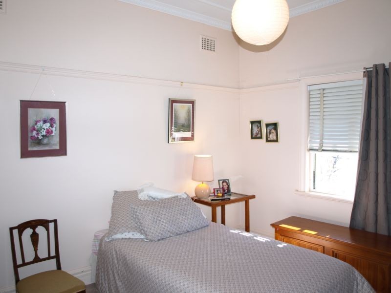 160 Addison Street, Goulburn NSW 2580