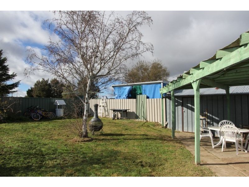 9 Nichols Street, Goulburn NSW 2580
