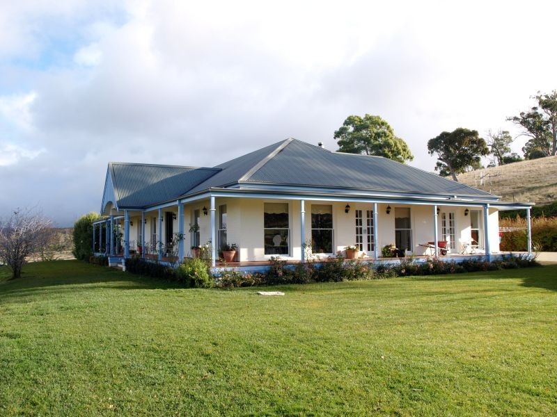 18 Loloma Place, Goulburn NSW 2580