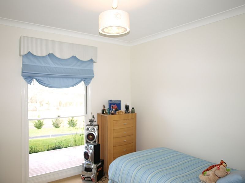 18 Loloma Place, Goulburn NSW 2580