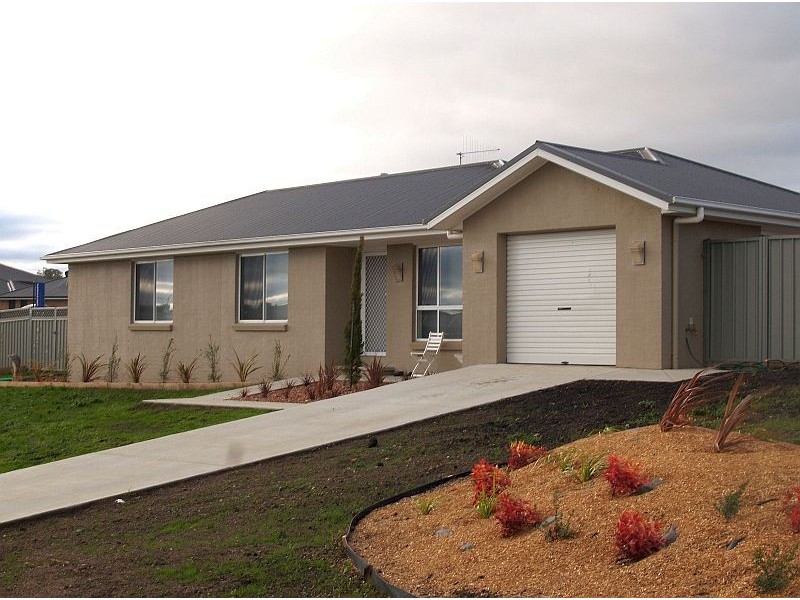 1 St Aubyn Road, Goulburn NSW 2580