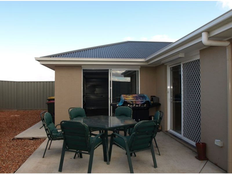 1 St Aubyn Road, Goulburn NSW 2580