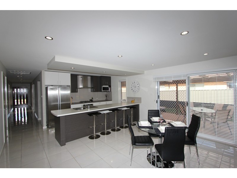 5 Mewburn Drive, Goulburn NSW 2580