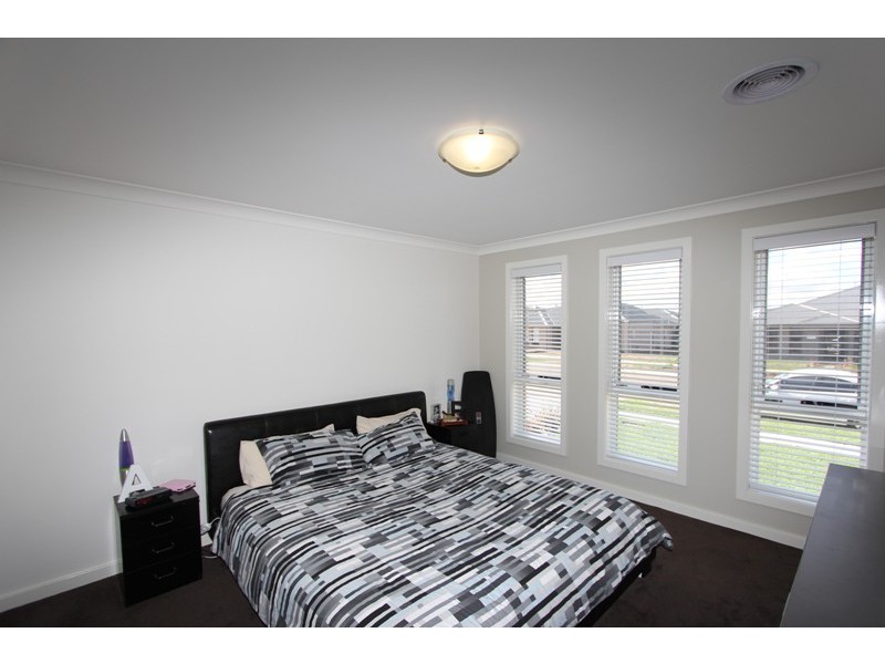 5 Mewburn Drive, Goulburn NSW 2580