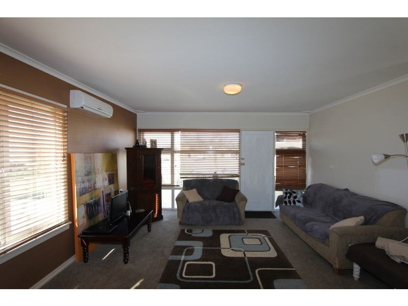 129 Lansdowne Street, Goulburn NSW 2580