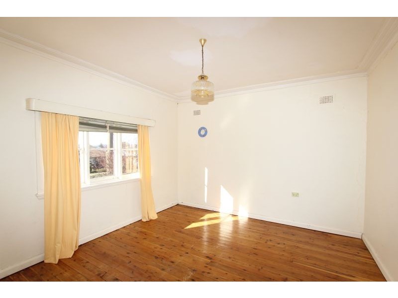 252 Combermere Street, Goulburn NSW 2580