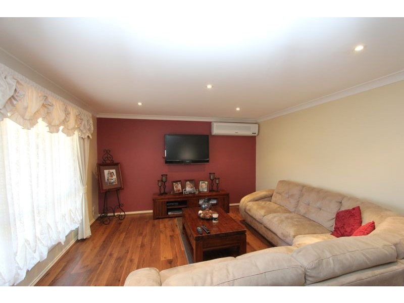 27 Bradford Drive, Goulburn NSW 2580