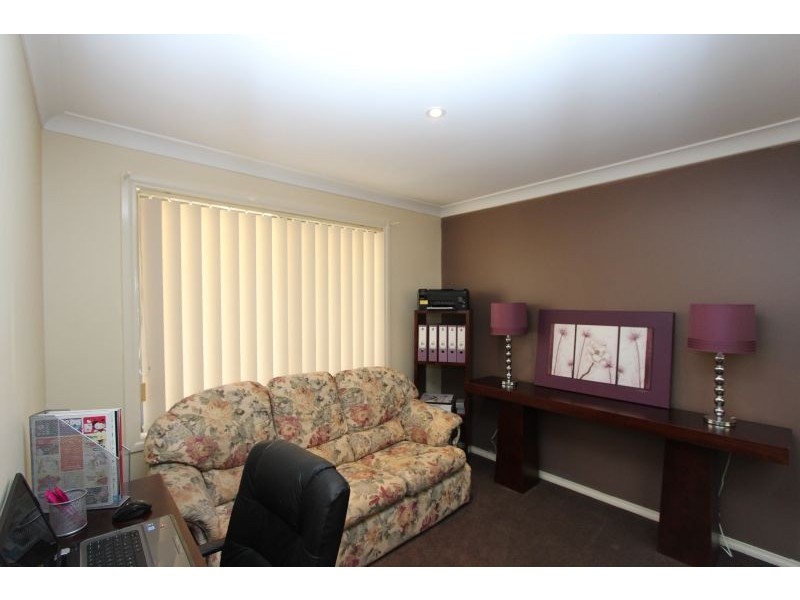 27 Bradford Drive, Goulburn NSW 2580