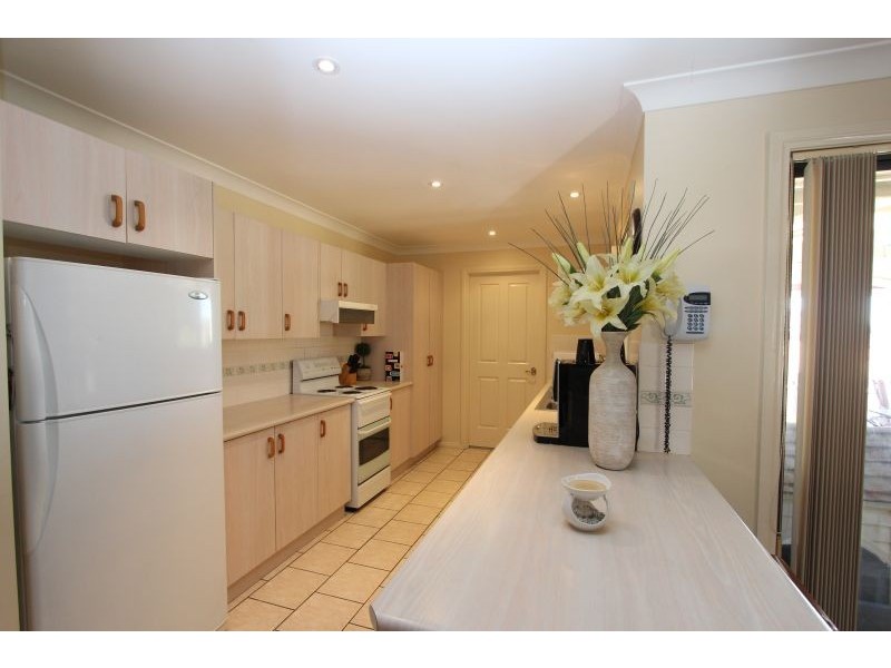 27 Bradford Drive, Goulburn NSW 2580