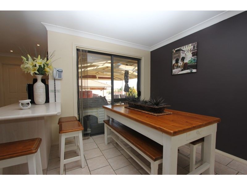 27 Bradford Drive, Goulburn NSW 2580