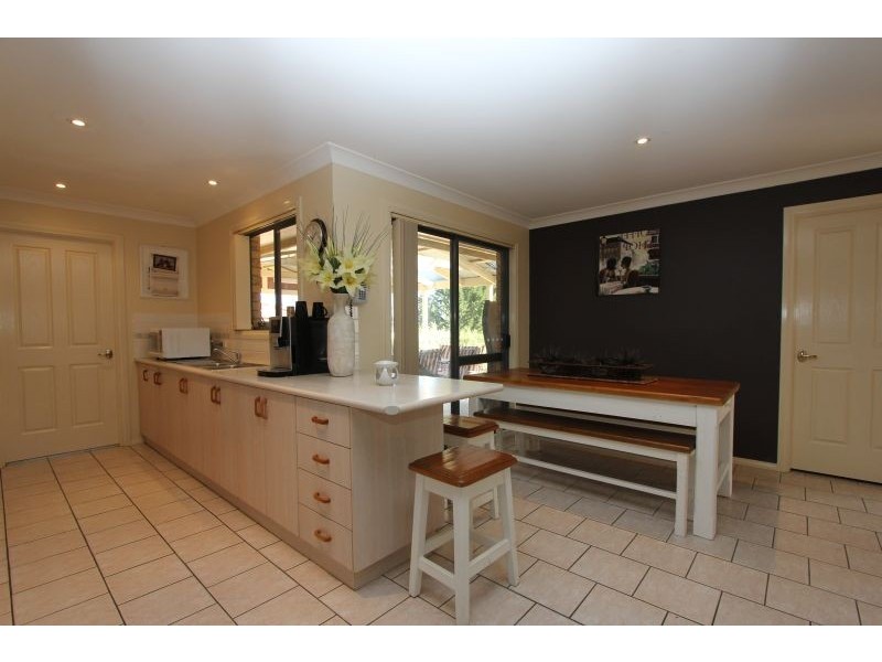 27 Bradford Drive, Goulburn NSW 2580