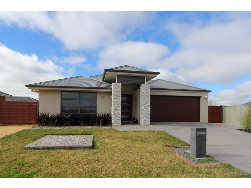 9 St Aubyn Road, Goulburn NSW 2580
