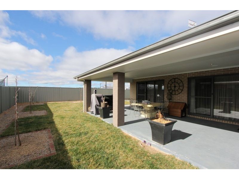9 St Aubyn Road, Goulburn NSW 2580
