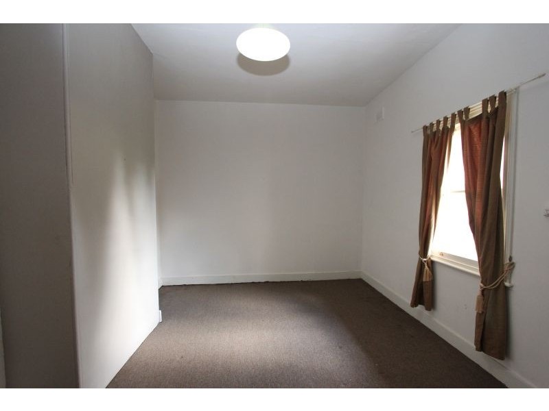 4 Craig Street, Goulburn NSW 2580