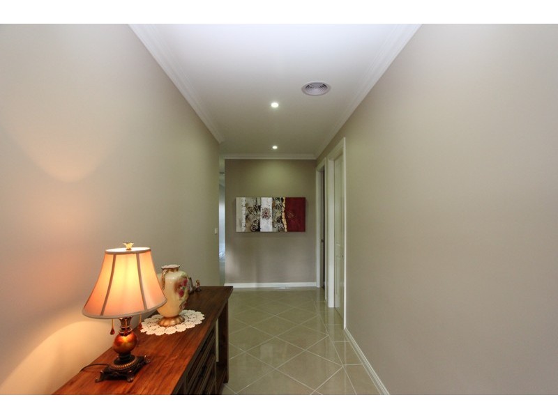 3 Mewburn Drive, Goulburn NSW 2580