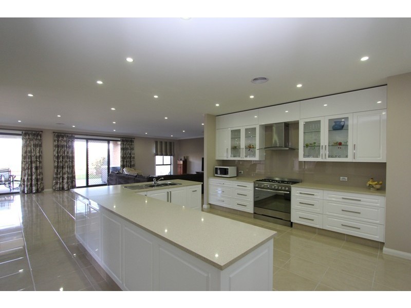 3 Mewburn Drive, Goulburn NSW 2580