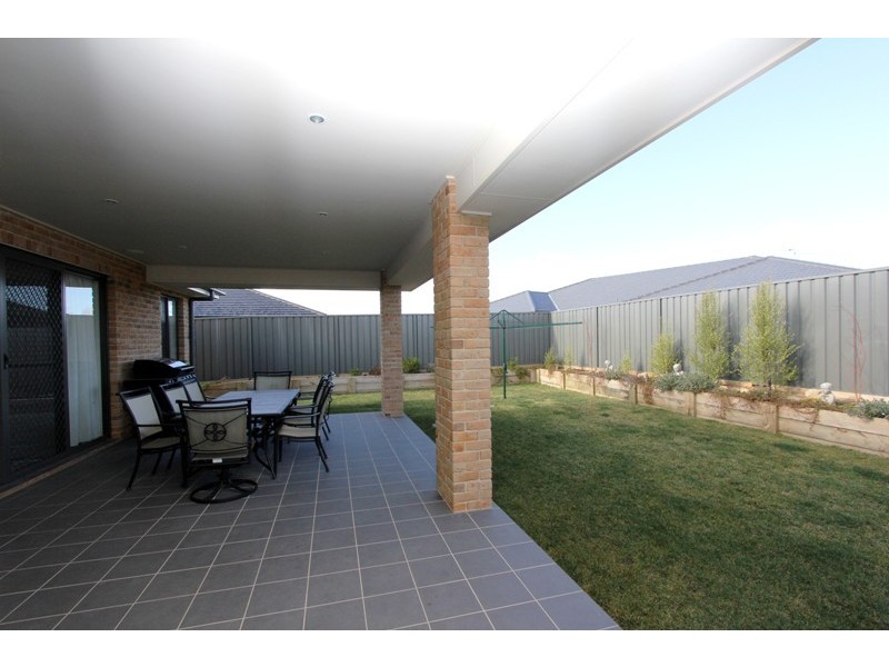 3 Mewburn Drive, Goulburn NSW 2580