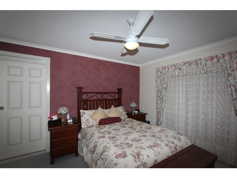 5 Leeson Street, Goulburn NSW 2580