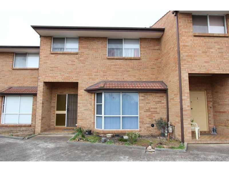 2/72 Lagoon Street, Goulburn NSW 2580