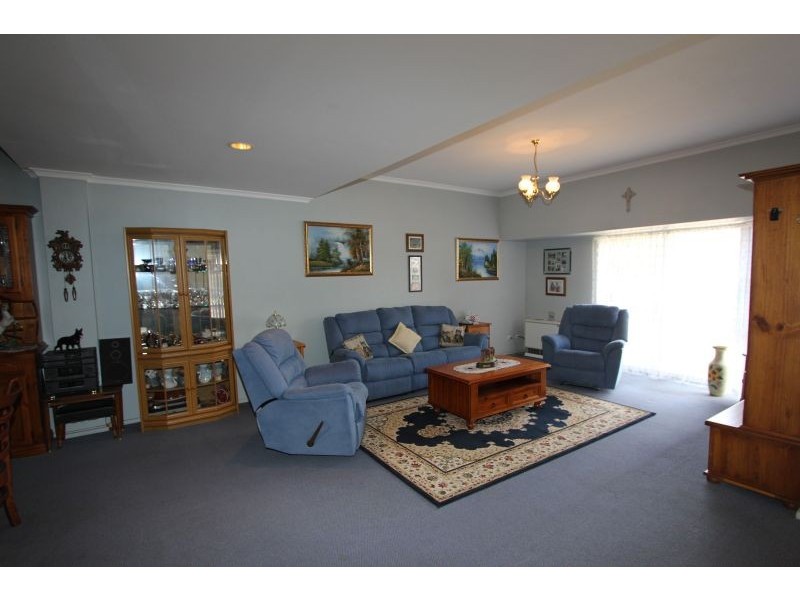 2/72 Lagoon Street, Goulburn NSW 2580