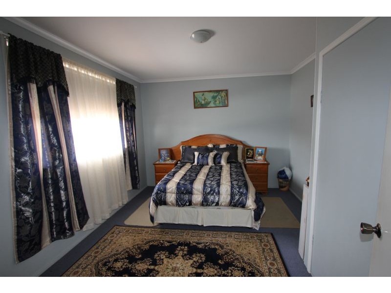 2/72 Lagoon Street, Goulburn NSW 2580