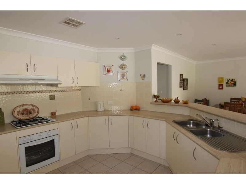 10 Clancy Place, Goulburn NSW 2580