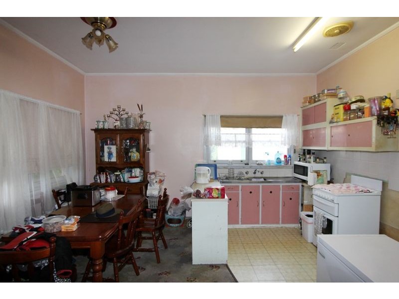 9 Chatsbury Street, Goulburn NSW 2580