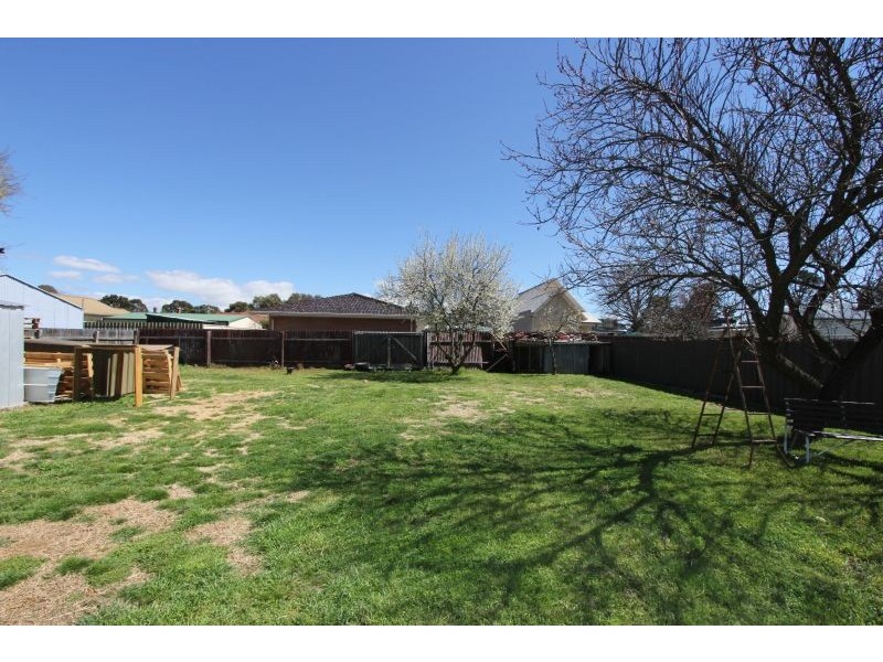 24 Chantry Street, Goulburn NSW 2580