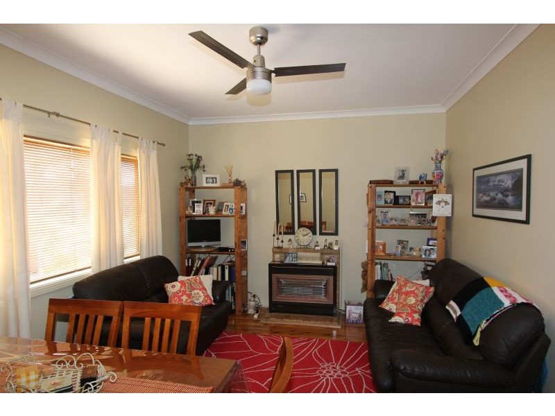 17 Godfrey Street, Goulburn NSW 2580