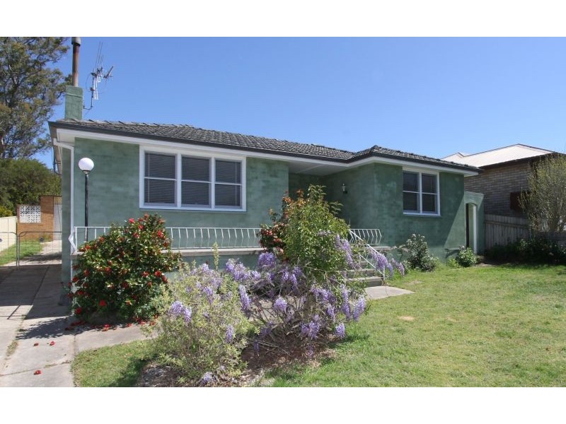 6 Duke Street, Goulburn NSW 2580