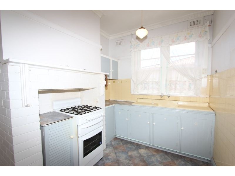 66 Sloane Street, Goulburn NSW 2580