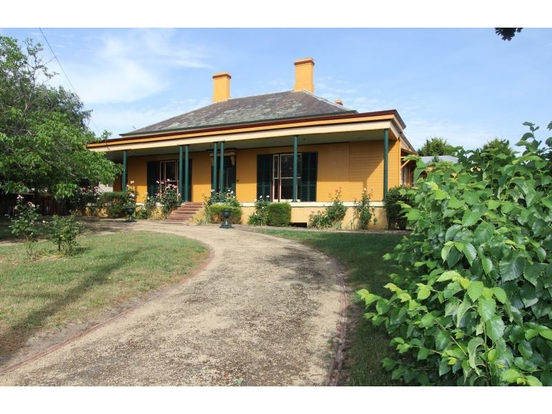 10 Cowper Street, Goulburn NSW 2580