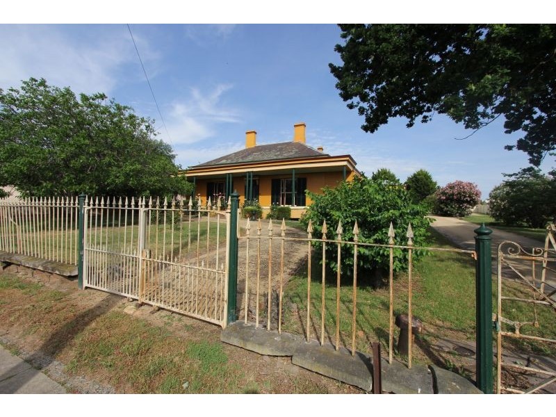 10 Cowper Street, Goulburn NSW 2580