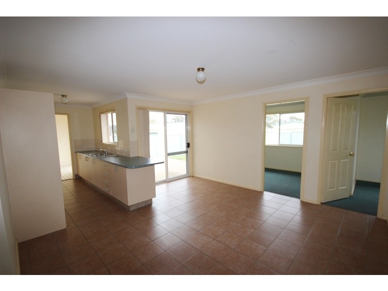 22 Rex Street, Goulburn NSW 2580