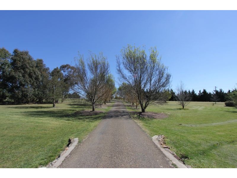 166 Ducks Lane, Goulburn NSW 2580
